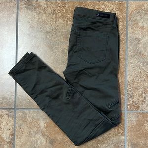 Army green zipper detail pants